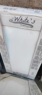 Ruim 2 vierkante meter Glossy witte wandtegels 30x60, Ophalen, 60 cm of meer, Zo goed als nieuw, Minder dan 5 m²