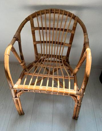 Rotan bamboe stoel beschikbaar voor biedingen