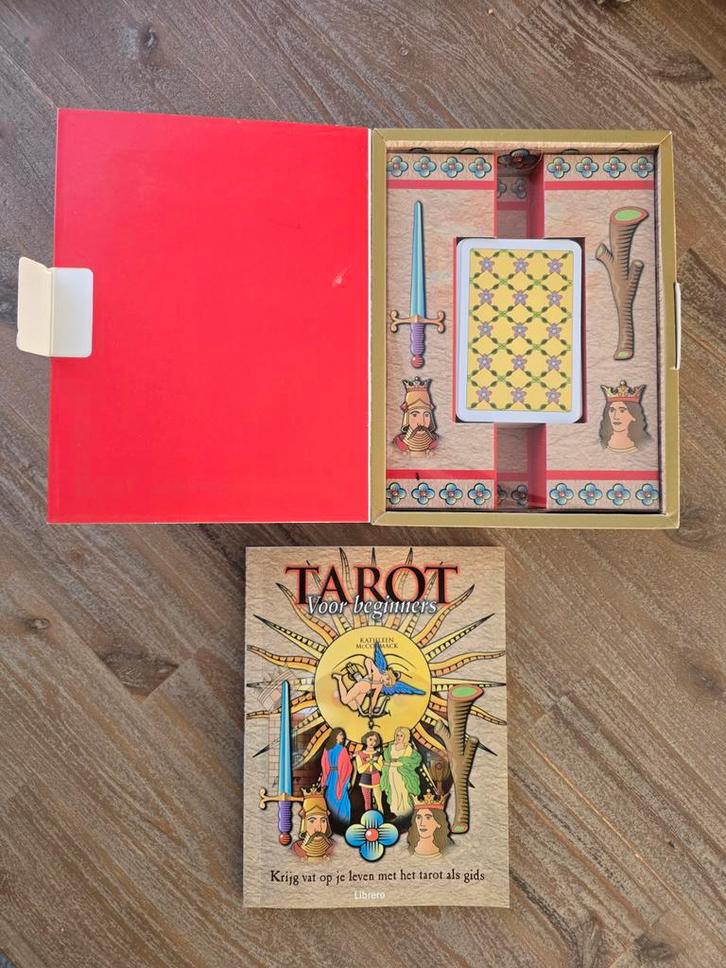 Tarot Voor Beginners - Complete Set, Hobby en Vrije tijd, Gezelschapsspellen | Bordspellen, Zo goed als nieuw, Een of twee spelers