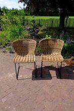 Twee tuinstoelen van Woood, Ophalen, Zo goed als nieuw, Kunststof