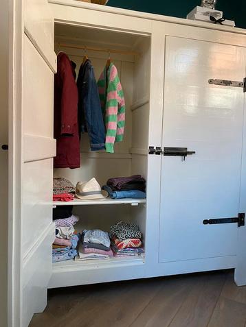 Kast Loods 5 wit hout kledingkast boekenkast servieskast beschikbaar voor biedingen
