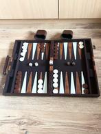 Backgammon Reisspel -compleet goed staat zo Als op foto, Hobby en Vrije tijd, Gezelschapsspellen | Bordspellen, Een of twee spelers