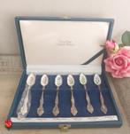6 Vintage verzilverde lepeltjes met Wildflower decor, Huis en Inrichting, Keuken | Bestek, Ophalen of Verzenden