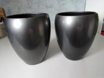 Bloempotten / vaas floran antraciet grijs beschikbaar voor biedingen