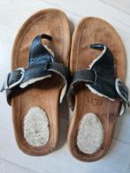UGG slippers maat 37, Slippers, UGG, Zwart, Ophalen of Verzenden