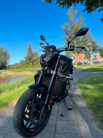 Eerste eigenaar | Nieuw gekocht Yamaha MT-09 2023 – Topstaat beschikbaar voor biedingen