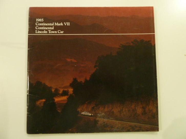 1985 Lincoln Town Car, Continental MKVII Grote Brochure USA, Boeken, Auto's | Folders en Tijdschriften, Gelezen, Overige merken