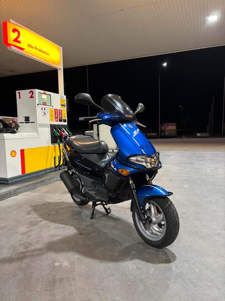 Gilera runner a1, Fietsen en Brommers, Scooters | Piaggio, Zo goed als nieuw, Overige modellen, Benzine, Ophalen
