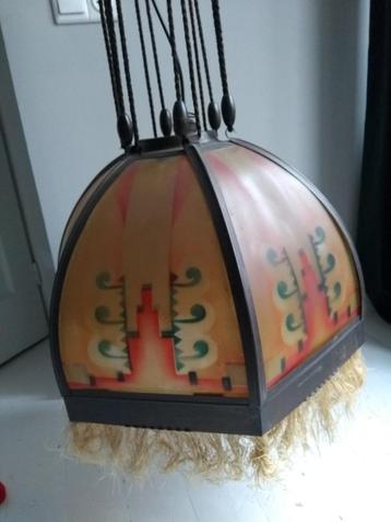 antieke lamp beschikbaar voor biedingen