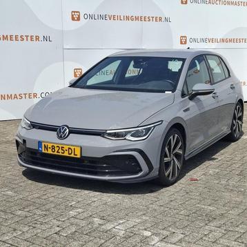 Personenauto Volkswagen, Golf 1.5 eTSI R-Line, grijs bouwjaa beschikbaar voor biedingen