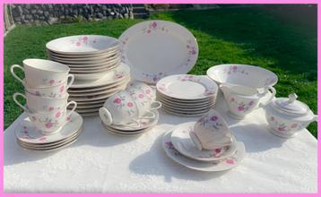 Brocant chinees servies eetservies ontbijtservies kopjes beschikbaar voor biedingen