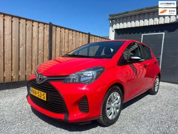 Toyota Yaris 1.0 VVT-i Aspiration Airco | Navi |APK beschikbaar voor biedingen
