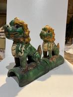 Oude Chinese geglazuurde dakpannen., Antiek en Kunst, Ophalen