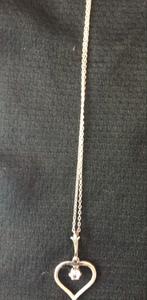 Vintage echt zilveren kettinkje met hartjes hangetje, Sieraden, Tassen en Uiterlijk, Kettingen, Ophalen of Verzenden, Zo goed als nieuw