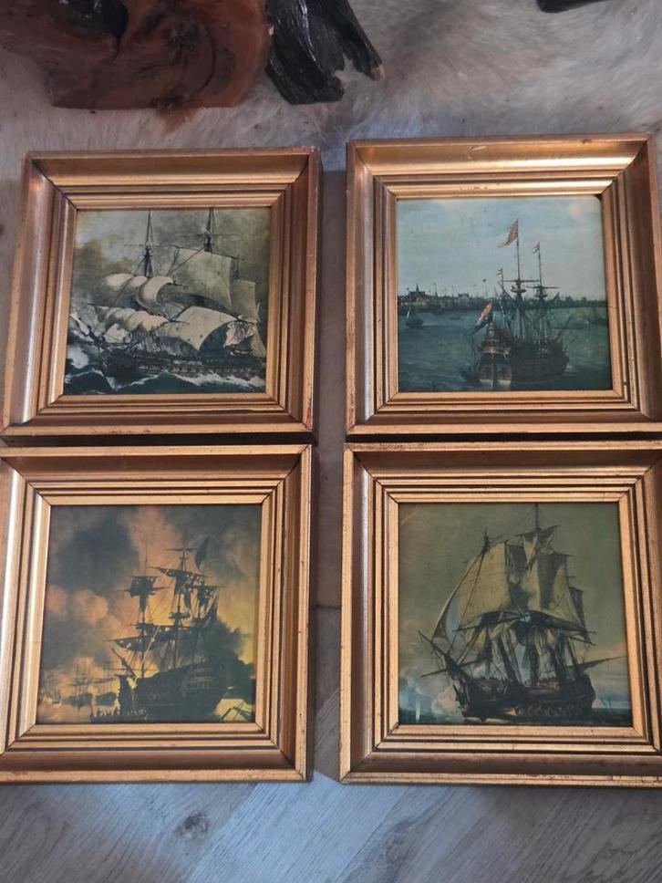 Vier Schilderijen met afbeeldingen Scheepsmotieven, Antiek en Kunst, Kunst | Schilderijen | Klassiek, Ophalen of Verzenden