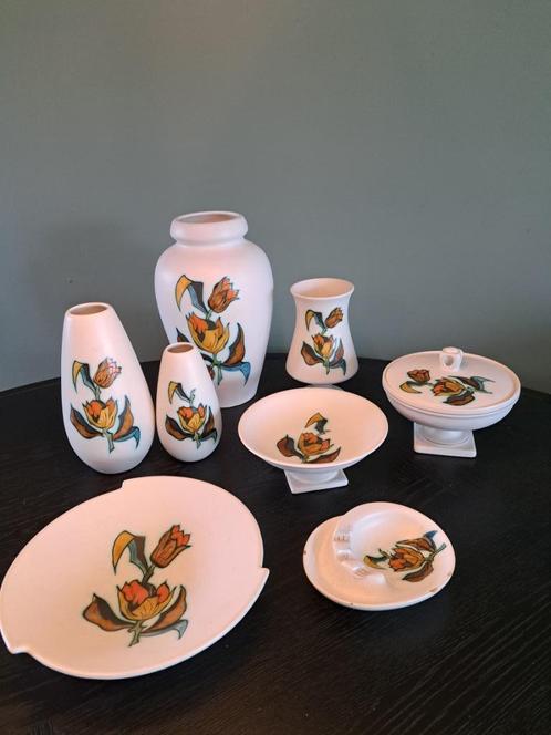 Flora Gouda Keramiek - set Rimini, Antiek en Kunst, Antiek | Keramiek en Aardewerk, Ophalen