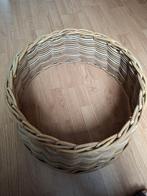 Rotan Kerstboomvoet Mand, Huis en Inrichting, Woonaccessoires | Schalen en Manden, Ophalen