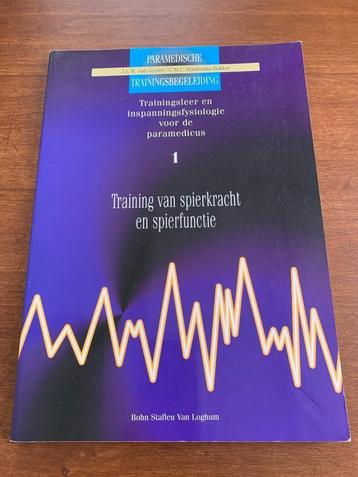 studieboeken over training, paramedisch beschikbaar voor biedingen