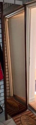2 zware spiegels op kastdeur, Huis en Inrichting, Woonaccessoires | Spiegels, Ophalen, Minder dan 50 cm, Gebruikt, 200 cm of meer