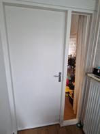 Witte opdekdeur 85,5x201,5 cm incl. deurklink, Doe-het-zelf en Verbouw, Deuren en Horren, Ophalen, Gebruikt, 80 tot 100 cm, Binnendeur