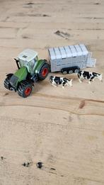SIKU Fendt trekker met aanhanger., Ophalen of Verzenden, Gebruikt, Hijskraan, Tractor of Landbouw, SIKU