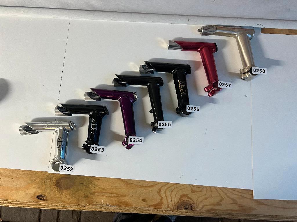 Verschillende retro MTB stuurpennen 1 1/4 (28,6), Fietsen en Brommers, Fietsonderdelen, Ophalen of Verzenden, Nieuw