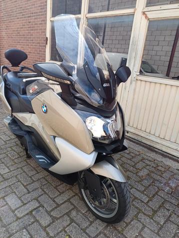 Bmw scooter 650 GT.  2013. 33dkm  beschikbaar voor biedingen