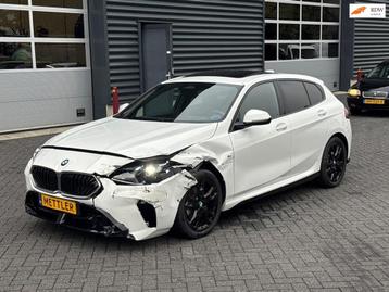 BMW 1-serie 120d Harman Kardon| M-Sportpakket | LED | Leder| beschikbaar voor biedingen