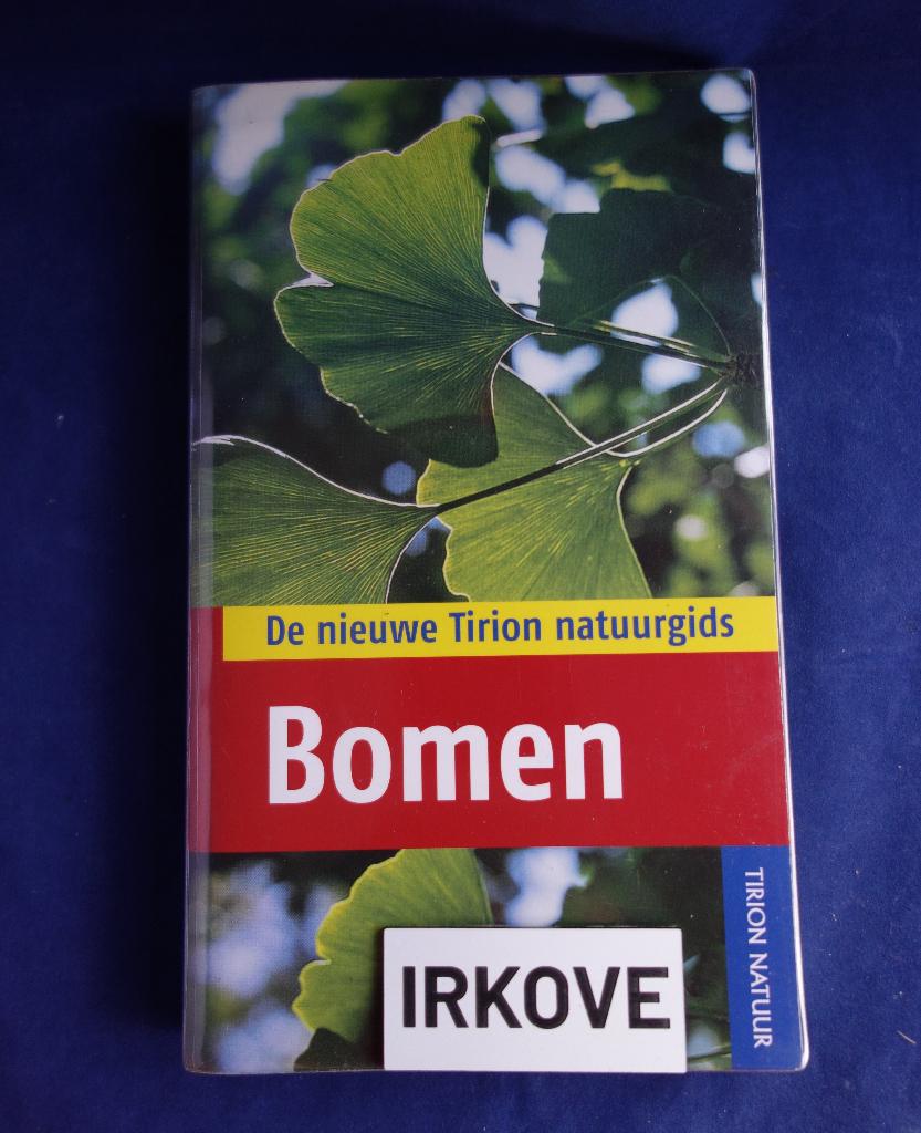 BOMEN TIRION GIDS * Margot en Roland Spohn *, Verzenden, Zo goed als nieuw, Bloemen, Planten en Bomen, Margot en Roland Spohn
