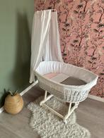 Mooie witte wieg met hemeltje, Kinderen en Baby's, Babywiegjes en Ledikanten, Ophalen, Gebruikt, Wieg