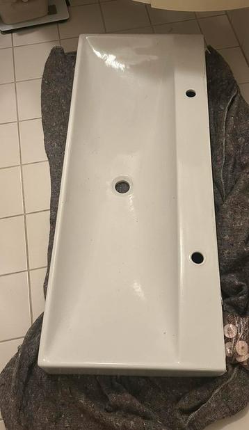 Wasbak/wastafel zonder kranen etc GRATIS