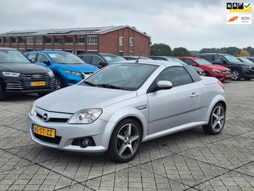 Opel Tigra TwinTop €2650,-1.4-16V Sport Airco Apk 2026 Nap beschikbaar voor biedingen