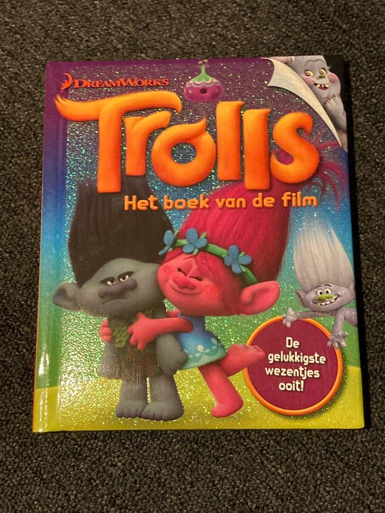 Leesboek trolls het boek van de film, Ophalen of Verzenden, Zo goed als nieuw