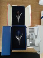 Swarovski. Staander en twee grote tulpen., Verzamelen, Swarovski, Ophalen of Verzenden, Zo goed als nieuw, Figuurtje