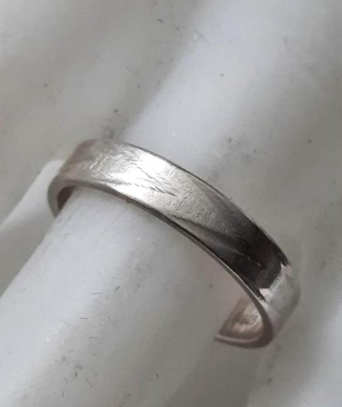 Mooie bewerkte zilveren Unisex bandring 925 Ls, Sieraden, Tassen en Uiterlijk, Ringen, Zo goed als nieuw, Dame of Heer, 18 tot 19