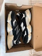 New balance 9060, Kinderen en Baby's, Kinderkleding | Schoenen en Sokken, Ophalen of Verzenden, Zo goed als nieuw, Jongen of Meisje