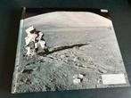 De Eerste Mens op de Maan - Ruimtevaart Boek, Ophalen of Verzenden, Gelezen