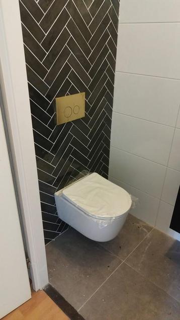 Tegelzetter aangeboden✅ beschikbaar voor biedingen