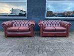 twee Chesterfield banken roodbruin GRATIS BEZORGD, Gebruikt, 125 cm of meer, Leer, Ophalen of Verzenden