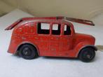 1956 Dinky Toys 250 STREAMLINED FIRE ENGINE (Opknapper) -F-., Ophalen of Verzenden, Gebruikt, Bus of Vrachtwagen, Dinky Toys
