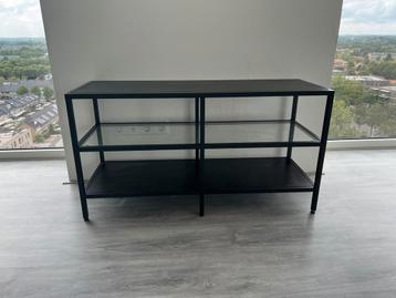 Tv meubel industrieel met glazen plaat - IKEA beschikbaar voor biedingen