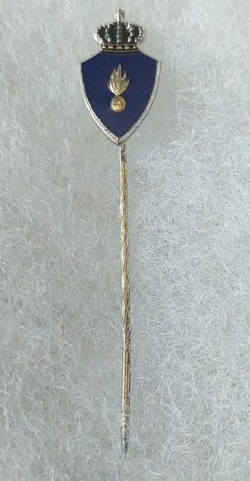 Speldje KMAR  beschikbaar voor biedingen