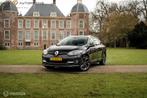 Renault Megane Estate 1.2 TCe Bose | Pano | NAP | Trekhaak |, Auto's, Voorwielaandrijving, Stof, Gebruikt, 4 cilinders