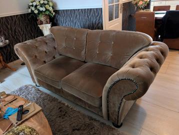 2 Urban sofa banken beschikbaar voor biedingen