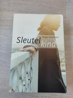 Kirsten Heitzmann - Sleutelkind, Ophalen of Verzenden, Zo goed als nieuw, Nederland, Kirsten Heitzmann