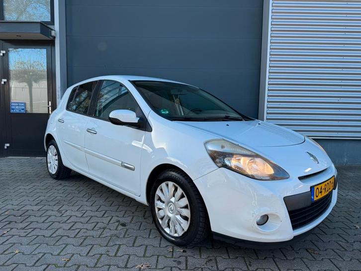 Renault Clio 1.5 DCI 65KW 5-DRS 2011 nieuwe distributieriem, Auto's, Renault, Bedrijf, Clio, Diesel, A, Hatchback, Handgeschakeld