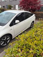 Toyota Prius 1.8 Full Hybrid 122PK Aut (76 gr) 2017 Wit, Stof, 725 kg, Euro 6, Wit