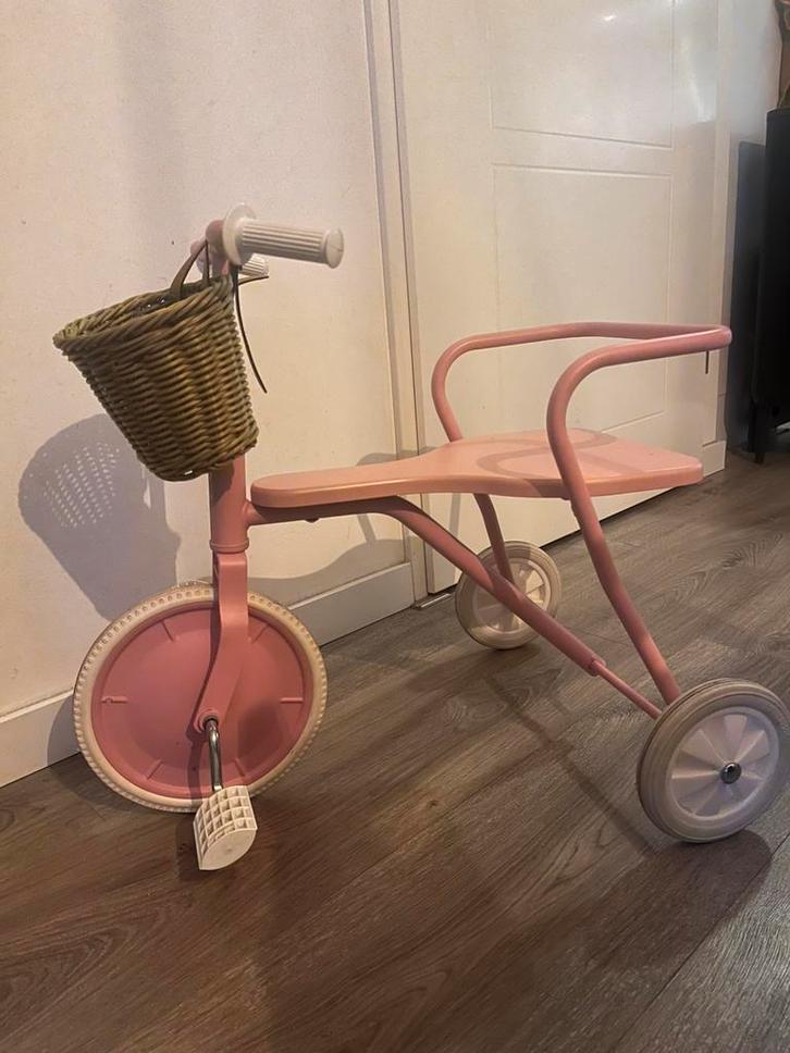 Driewieler roze retro, Fietsen en Brommers, Fietsen | Driewielers, Zo goed als nieuw, Ophalen