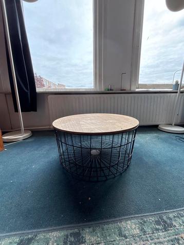Industriële Ronde Salontafel - Hout & Metaal beschikbaar voor biedingen