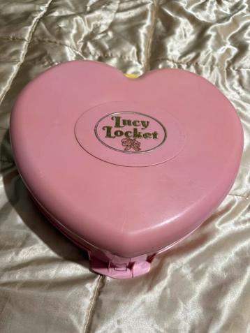 Vintage Lucy Locket Bluebird grote compact beschikbaar voor biedingen